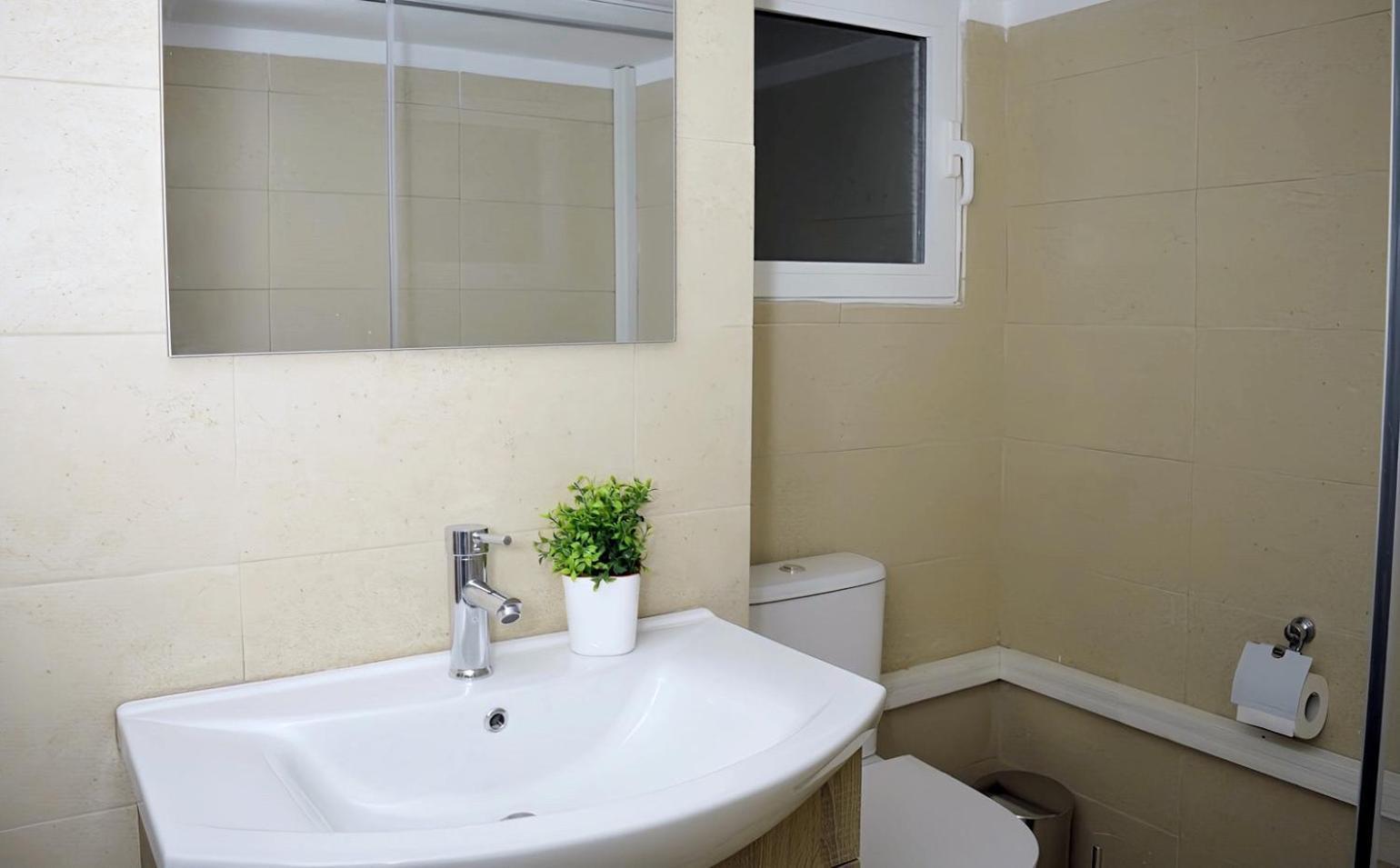 Modern 2 Bedroom Apartment Near Acropolis In The Heart Of The City - Explore Center By Foot Афины Экстерьер фото