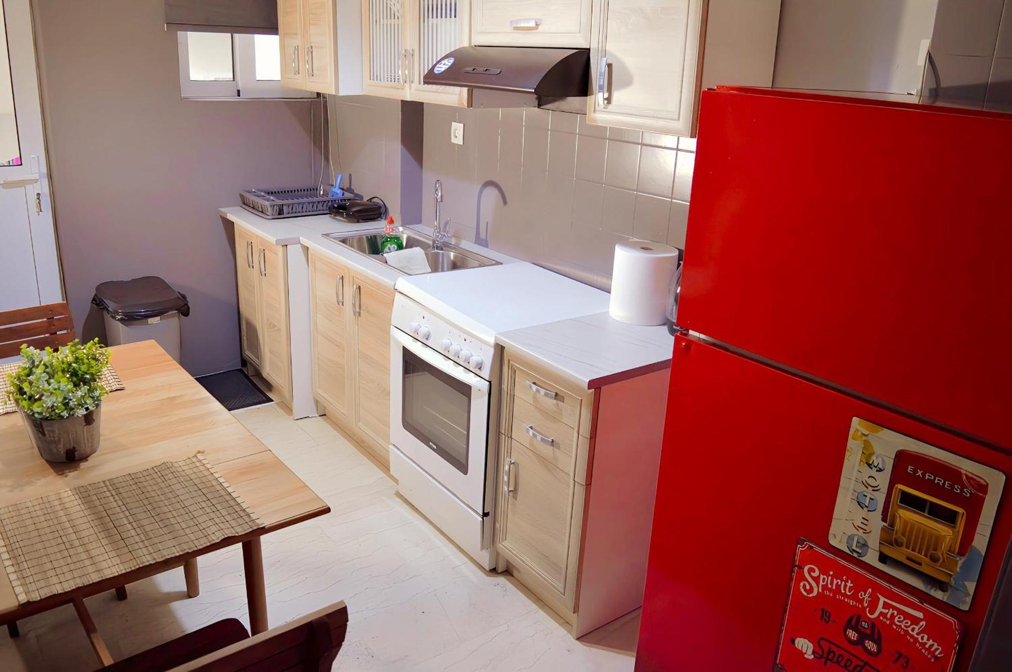 Modern 2 Bedroom Apartment Near Acropolis In The Heart Of The City - Explore Center By Foot Афины Экстерьер фото